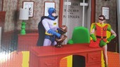 McFarlane Toys - DC Retro Wayne Manor Library (Batman 66') Playset 