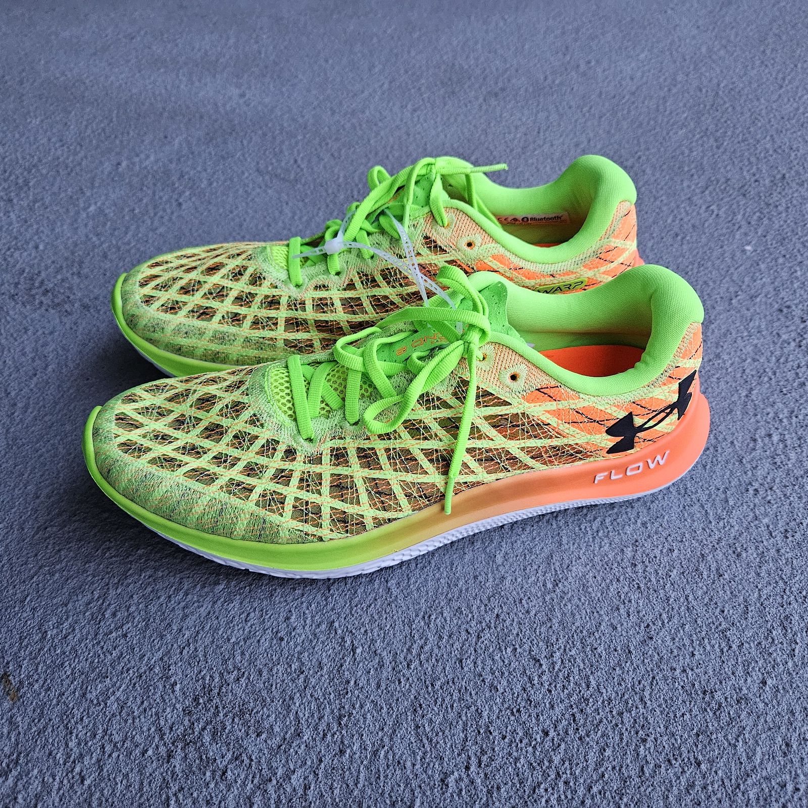 Under Armour Flow Velociti Wind 2 Synthetic Textile Men's Low Top Trainers - Image 5